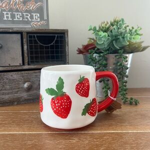 New Ceramic Strawberry Embossed Mug